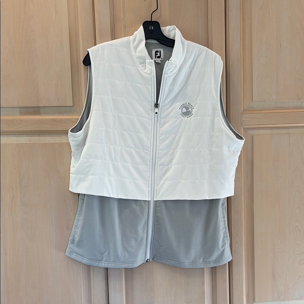 FootJoy White and Gray Quilted Vest with PEBBLE BEACH LOGO